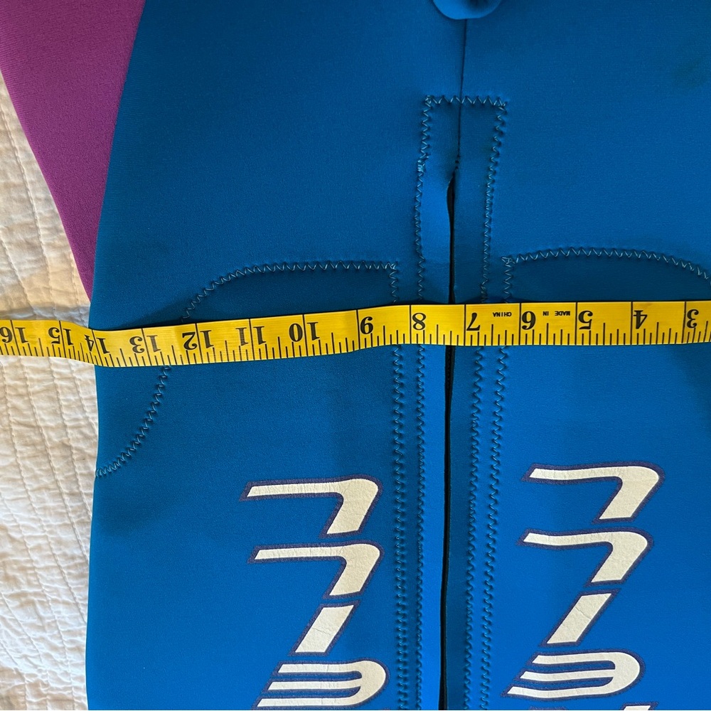 O'Neill Ladies Blue and Purple Rashguard - Picture 4 of 7